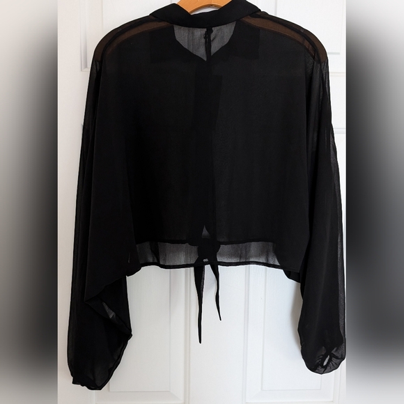 seven•seven Fabulous Sheer Dropped Shoulder Half Top - Picture 4 of 8